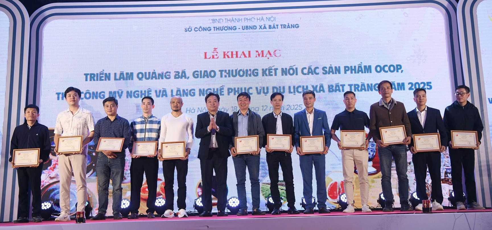 Hà Nội khai mạc triển lãm quảng bá thương hiệu, kết nối giao thương sản phẩm OCOP và thủ công mỹ nghệ